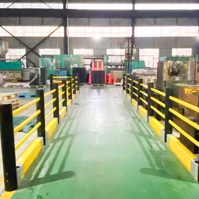 Flexible Safety Barrier Barriera di sicurezza flessibile